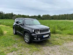 Svart Begagnad 2020 Jeep Renegade SUV | 229 000 kr (Marknadspris)