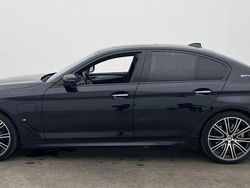 Svart Begagnad 2017 BMW 530e iPerformance Sedan | 384 000 kr