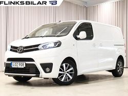 Vit Begagnad 2021 Toyota Proace Van | 259 900 kr (Marknadspris)