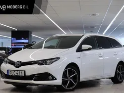 Vit Begagnad 2018 Toyota Auris Touring Sports Kombi | 199 900 kr (Lite dyr)