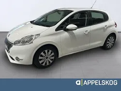Vit Begagnad 2014 Peugeot 208 Active Halvkombi | 64 900 kr (Marknadspris)