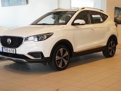 Vit Begagnad 2020 MG ZS Luxury Sedan | 159 900 kr