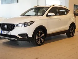 Vit Begagnad 2020 MG ZS Luxury Sedan | 159 900 kr (Superpris)