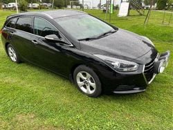 Svart Begagnad 2016 Hyundai i40 Kombi | 74 000 kr (Marknadspris)