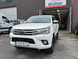 Vit Begagnad 2018 Toyota HiLux Pickup | 239 900 kr