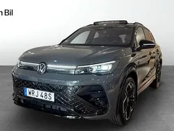 Mörkgrå Ny 2025 VW Tiguan R-line SUV | 599 900 kr (Marknadspris)