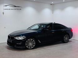 Svart Begagnad 2018 BMW 540 M Sport Sedan | 449 900 kr (Marknadspris)