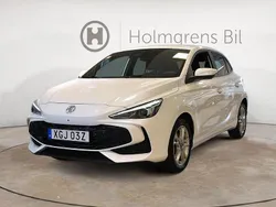 Vit Begagnad 2024 MG MG3 Halvkombi | 229 800 kr