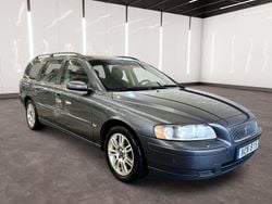 Grå Begagnad 2006 Volvo V70 Business Edition Kombi | 34 900 kr (Marknadspris)