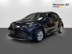 Svart Ny 2024 Mazda 2 Center-Line Halvkombi | 238 700 kr (Bra pris)