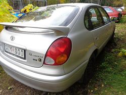 Grå Begagnad 2001 Toyota Corolla Halvkombi | 9 000 kr (Bra pris)