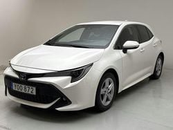 Vit Begagnad 2022 Toyota Corolla | 273 000 kr (Marknadspris)