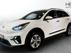 Vit (white) Begagnad 2019 Kia e-Niro 2 SUV | 219 900 kr (Bra pris)