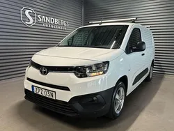 Vit Begagnad 2021 Toyota Proace City Van | 164 500 kr (Marknadspris)