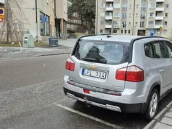 Grå Begagnad 2011 Chevrolet Orlando Minibuss | 44 000 kr (Marknadspris)