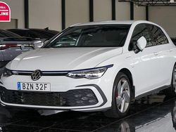 Vit Begagnad 2021 VW Golf VIII GTE Halvkombi | 304 500 kr (Marknadspris)