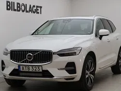 Vit Begagnad 2022 Volvo XC60 Core SUV | 379 500 kr (Marknadspris)