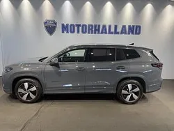 Svart Ny 2025 VW Tayron Life SUV | 595 400 kr (Marknadspris)