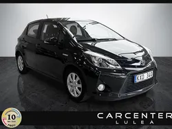 Svart Begagnad 2012 Toyota Yaris Hybrid Halvkombi | 109 900 kr (Marknadspris)