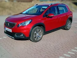 Röd Begagnad 2017 Peugeot 2008 SUV | 117 000 kr (Bra pris)