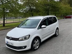 Vit Begagnad 2012 VW Touran GT Minibuss | 68 000 kr (Marknadspris)