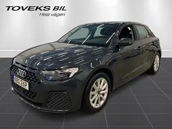 Grå (manhattangrå metallic) Begagnad 2024 Audi A1 Sportback Proline Halvkombi | 259 900 kr (Lite dyr)
