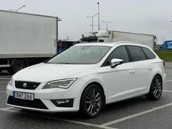 Vit Begagnad 2014 Seat Leon ST FR Kombi | 119 900 kr (Marknadspris)