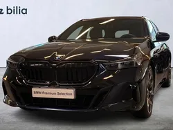 Svart Begagnad 2024 BMW 520 M Sport Kombi | 639 000 kr
