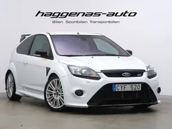 Vit Begagnad 2010 Ford Focus RS Halvkombi | 379 000 kr