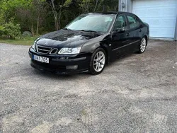 Svart Begagnad 2003 Saab 9-3 Sedan | 27 000 kr (Marknadspris)
