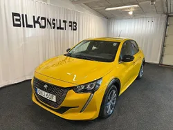 Gul Begagnad 2022 Peugeot e-208 Active Halvkombi | 174 000 kr (Marknadspris)