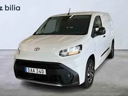 Vit Ny 2025 Toyota Proace City Van | 369 900 kr (Marknadspris)