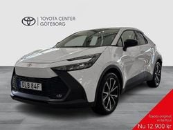 Vit Begagnad 2024 Toyota C-HR Style SUV | 379 900 kr (Superpris)