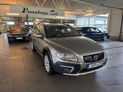 Ljusbrun (brun) Begagnad 2015 Volvo XC70 Inscription SUV | 194 700 kr (Marknadspris)