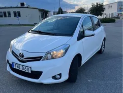 Vit Begagnad 2014 Toyota Yaris Edition Halvkombi | 50 000 kr