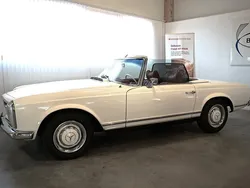Vit Begagnad 1967 Mercedes 230 Cab | 625 000 kr