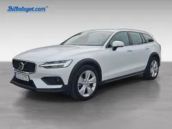 Begagnad 2023 Volvo V60 CC Kombi | 420 000 kr (Marknadspris)