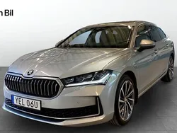 Silver (pebble silver metallic) Begagnad 2024 Skoda Superb LAURIN & KLEMENT Kombi | 489 900 kr