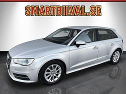 Silver Begagnad 2014 Audi A3 Sportback Attraction Halvkombi | 99 900 kr (Marknadspris)