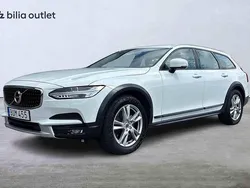 Vit Begagnad 2018 Volvo V90 CC Kombi | 274 900 kr