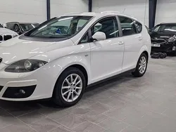 Vit Begagnad 2011 Seat Altea XL Minibuss | 32 900 kr (Marknadspris)