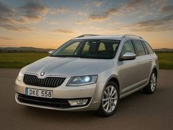 Begagnad 2014 Skoda Superb Elegance Kombi | 134 000 kr (Marknadspris)