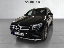 Svart Begagnad 2017 Mercedes GLC350 SUV | 299 900 kr