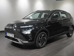 Svart Begagnad 2023 Hyundai Bayon Essential SUV | 179 800 kr (Marknadspris)