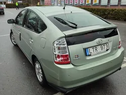 Grön Begagnad 2007 Toyota Prius Halvkombi | 55 000 kr (Marknadspris)