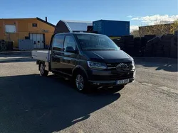 Grå Begagnad 2018 VW T6 Van | 240 000 kr (Marknadspris)