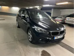 Svart Begagnad 2016 BMW 220 Gran Tourer Sport Line Minibuss | 160 000 kr (Bra pris)