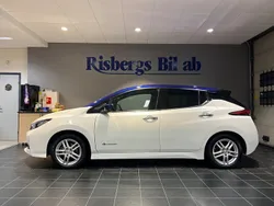 Vit Begagnad 2019 Nissan Leaf Tekna Halvkombi | 154 900 kr (Marknadspris)