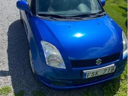 Blå Begagnad 2007 Suzuki Swift Halvkombi | 45 000 kr (Marknadspris)