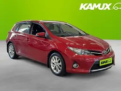 Röd Begagnad 2013 Toyota Auris Halvkombi | 104 800 kr (Bra pris)